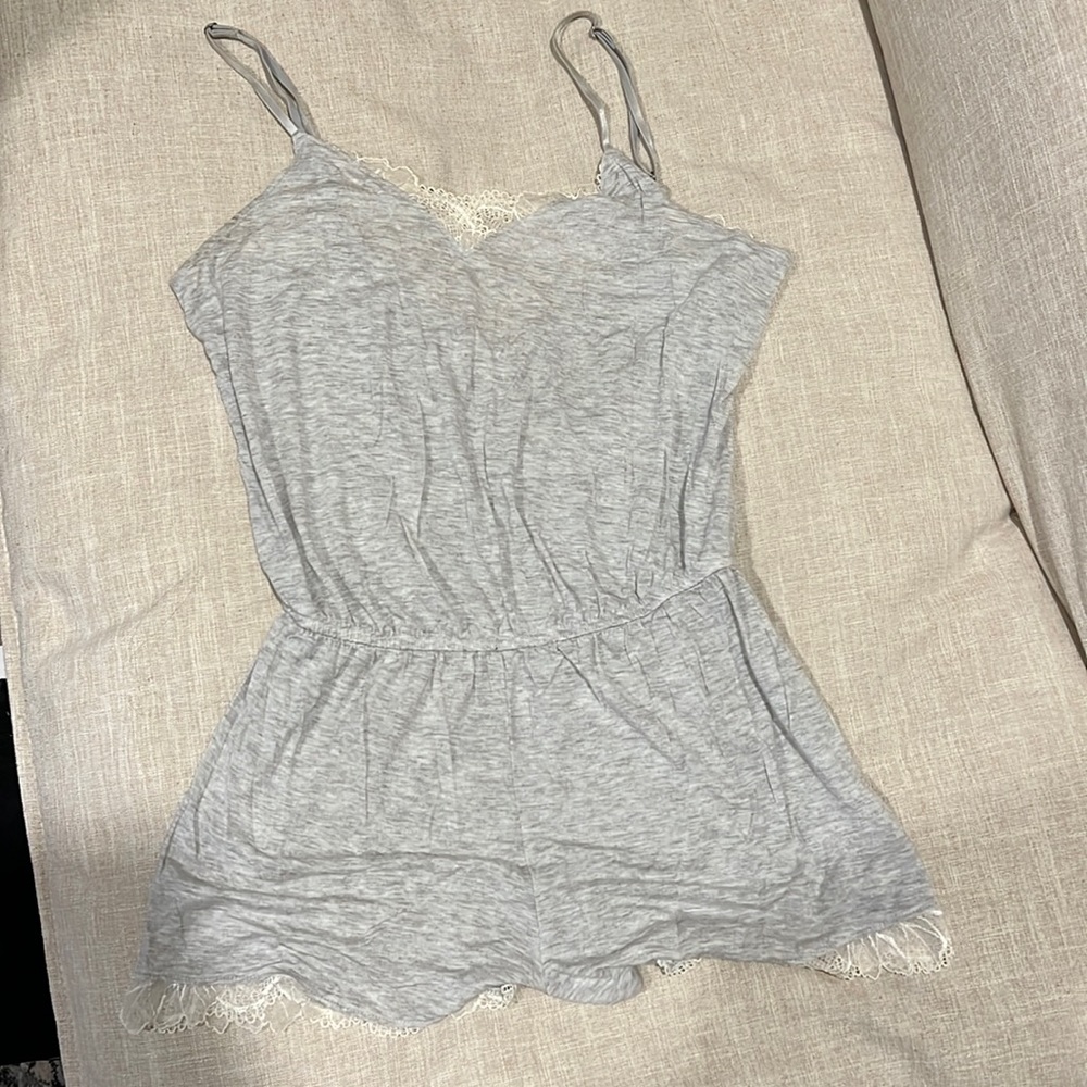 lace detail sleep romper